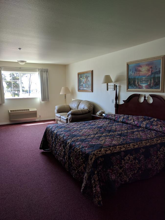 Lighthouse Inn 크레센트시티 외부 사진